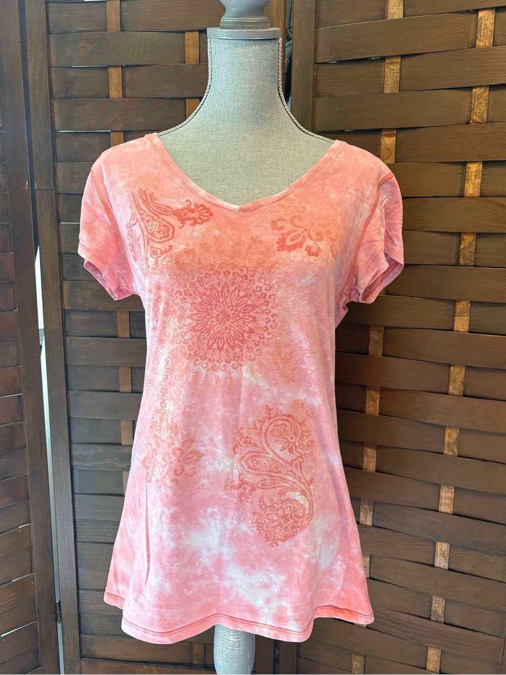Earth Yoga women’s pink tie dye organic cotton t shirt size large
